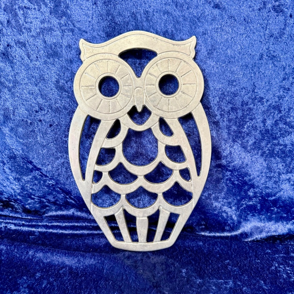 Vintage Owl‎ Metal Trivet Pot Holder Kitchen Decor 10" x 7"  Metal Decor